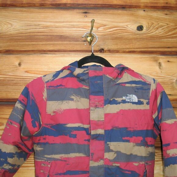 The North Face TNF Hyvent Hooded Puffer Jacket Boys - Picture 2 of 12